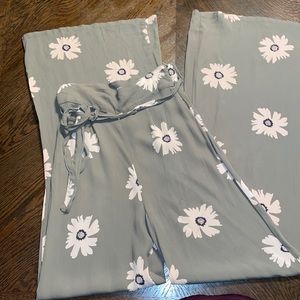 FLYNN SKYE  || Brown Floral Wide Leg Trousers Size Medium